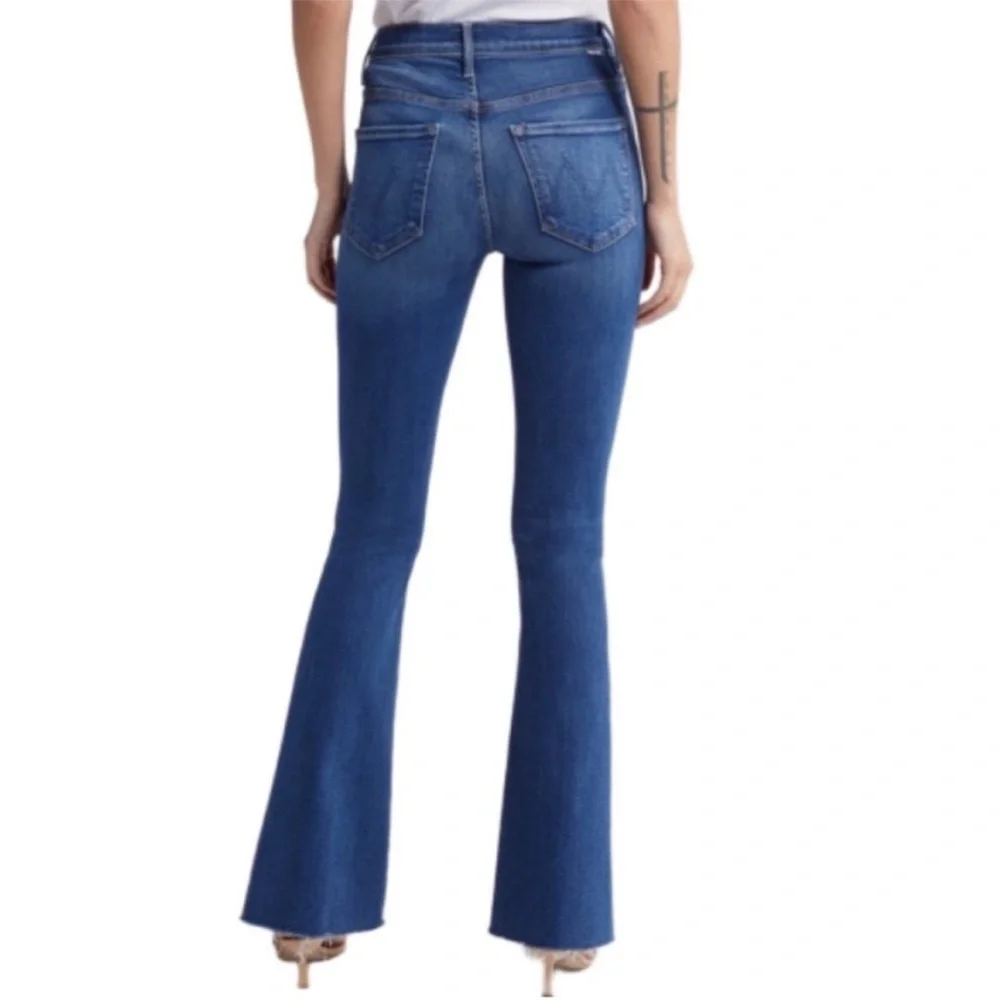 NEW Mother The Weekender flare jeans - Picture 2 of 12